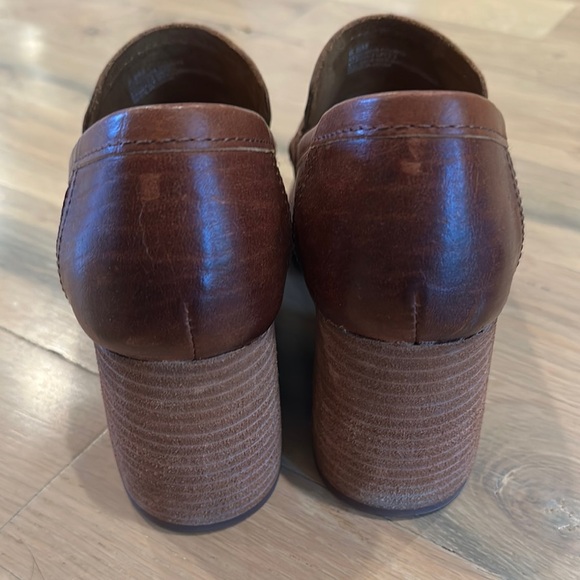 Kork-Ease Brown Leather Heeled Loafers - Picture 4 of 7